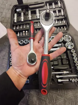 Juego de carraca y vasos