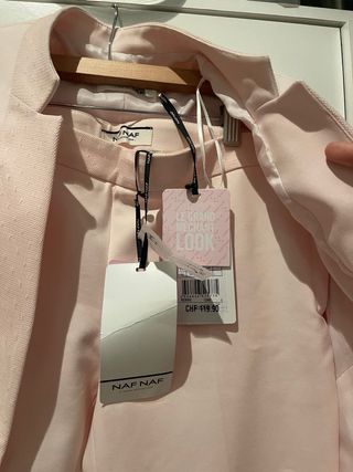 Traje rosa palo chaqueta y pantalón