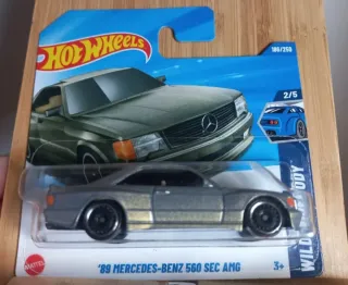 Hot Wheels Mercedes Benz 560 SEC AMG
