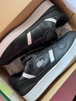 Zapatillas Lacoste Negras y Blancas