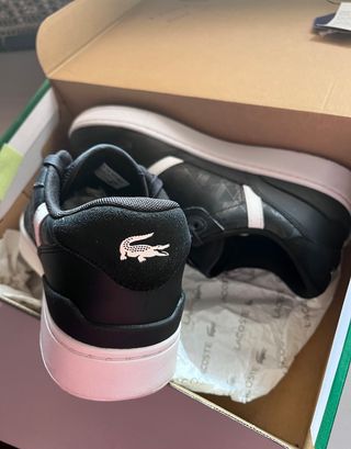 Zapatillas Lacoste Negras y Blancas