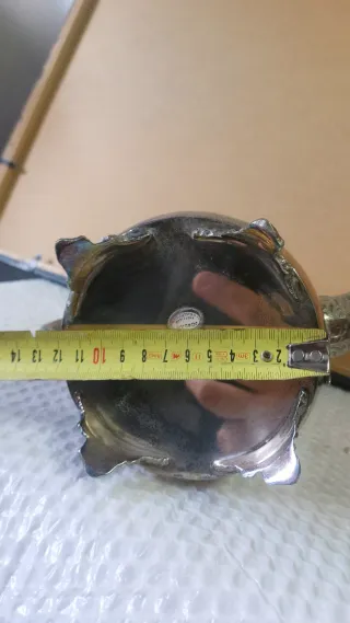 Antica teiera Sheffield collezione Jordan