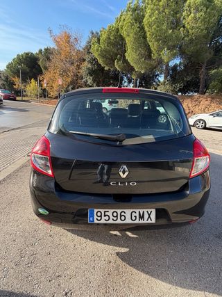 Renault Clio 2009 1.5 dci 180.000 km garantia