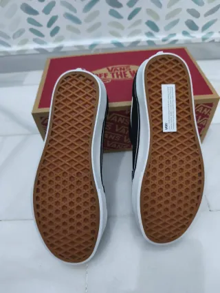 Zapatillas Vans Unisex Talla 39 y 42