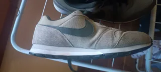 Zapatillas Nike MD Runner 2 Beige/Verde Oliva