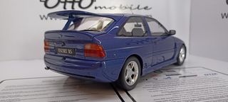 Ford Escort RS Cosworth 1992 Azul 1/18 Otto