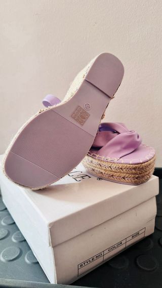 Sandália cunha lilás Bestelle 38