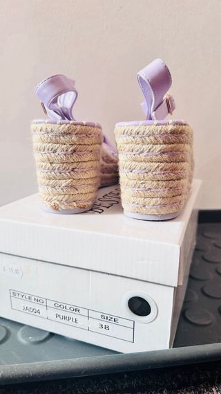 Sandália cunha lilás Bestelle 38