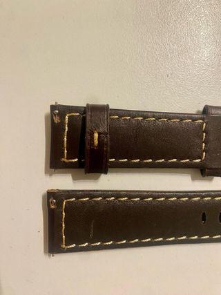 Cinturino pelle imbottito marrone scuro 22mm