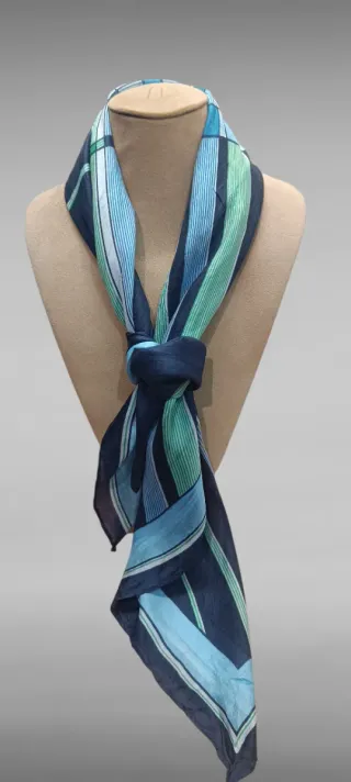 Pañuelo Riviera Seda Azul Verde