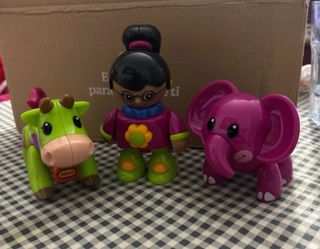 Muñecos Tolo: Vaca, Niña y Elefante