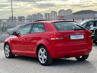 Audi A3 / 2.0 FSI / Automatico / Año 2004