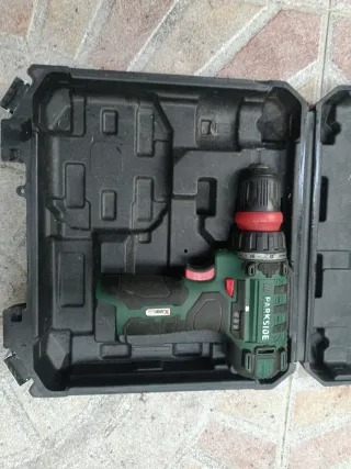 Aparafusadora Parkside 12V