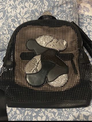 Mochila Tous Negra y Plateada