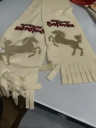 Sciarpa uomo calda con cavalli