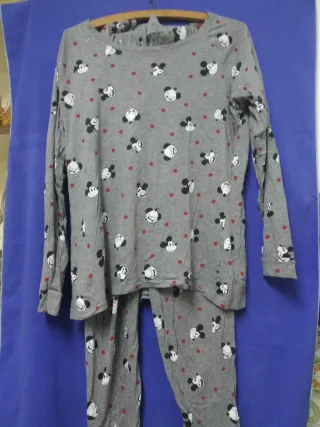 Pijama Disney Mickey Mouse Gris y Rojo