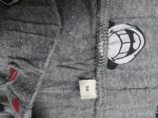 Pijama Disney Mickey Mouse Gris y Rojo