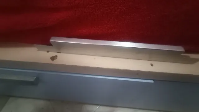 0 euros. REGALO Cama con cajones. Mañana lo tiro