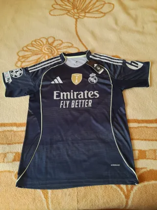 Camiseta Real Madrid Adidas Talla M,con etiqueta.