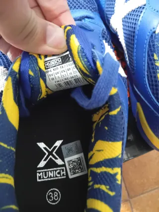 Zapatillas Fútbol Munich Azul y Amarillo