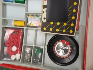 Juegos Reunidos 50 - Caja de Juegos juego antiguo