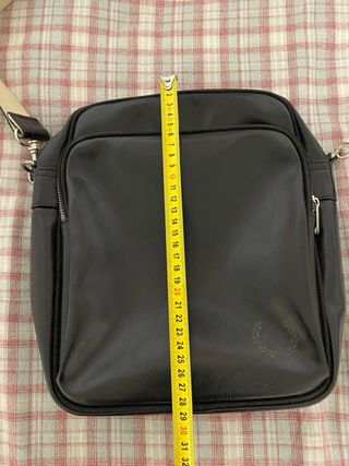 Bolso cruzado Fred Perry negro