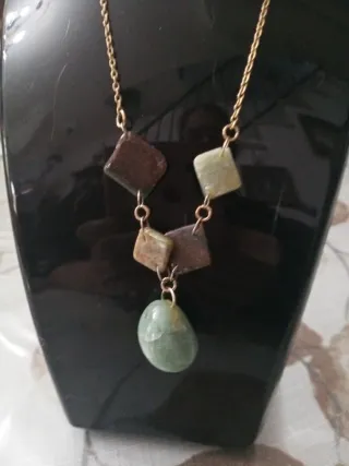 Collar y pendientes piedras naturales