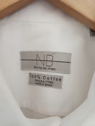 Camisa de vestir NB blanca