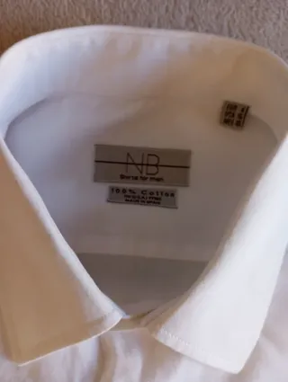 Camisa de vestir NB blanca