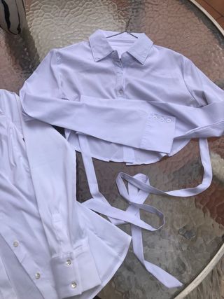 Dos camisas Massimo Dutti blancas la corta no !!