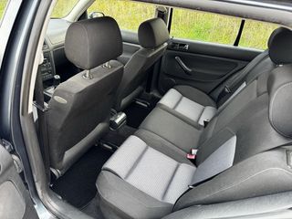 Volkswagen Golf 2004