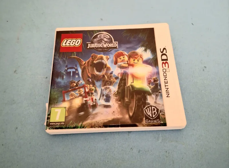 Imagen de Juego LEGO Jurassic World para Nintendo 3DS