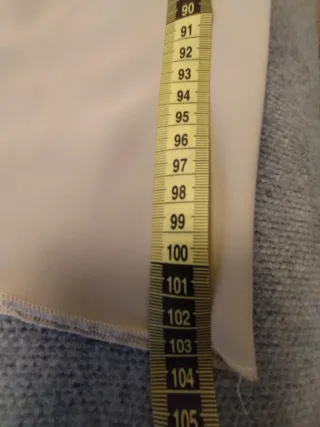 Falda larga Zara gris claro. Estupenda caída.