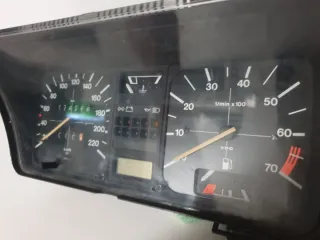 Cuadro instrumentos VW Golf MK1