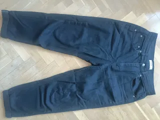 Pantalón vaquero jeans  mom