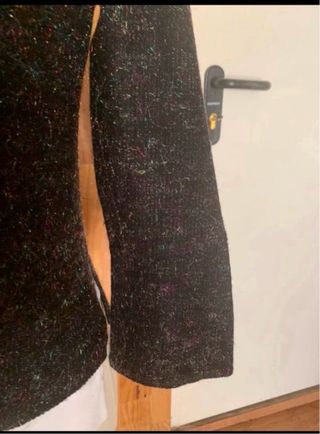 Chaqueta jaspeada negra y multicolor