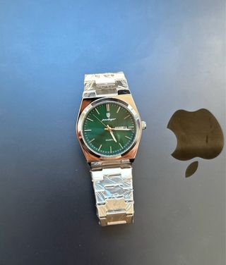 Reloj Poedagar Esfera Verde y Correa Plateada