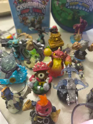 Nintendo Wii + Skylanders Portal y Figuras