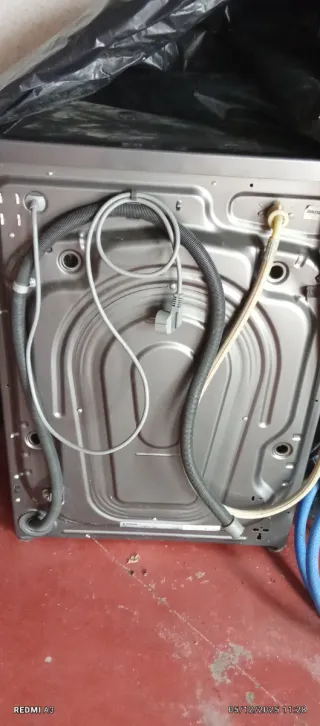 Lavadora 8 kg Inverter casi nueva