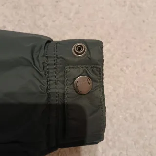 Cazadora acolchada hombre.Talla M.Massimo Dutti