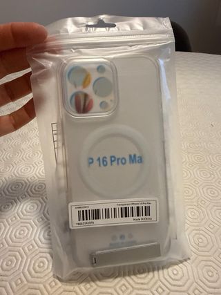 Funda transparente iPhone 16 Pro Max magnética