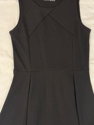 Vestido negro corto