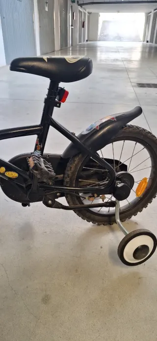 Bicicletta Bambino BTWIN 16 Insieme con il casco