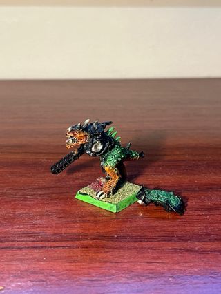 Warhammer Saurio Vieja Estirpe de Metal