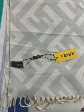 Fendi Sciarpa FF Logo Grigio Bianco