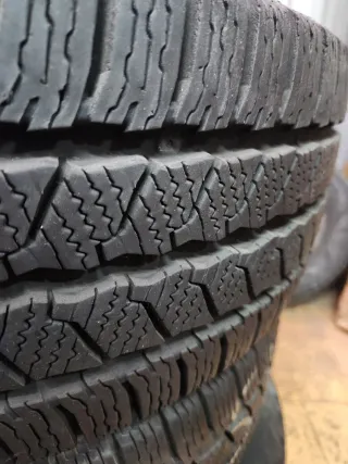 Llanta con cubierta VW T5 T6