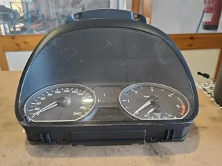 Cuadro de instrumentos BMW Serie 1 116D 116 cv