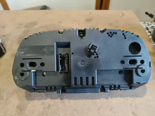 Cuadro de instrumentos BMW Serie 1 116D 116 cv