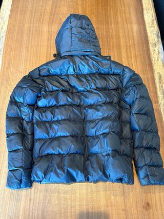 Abrigo Jordan Negro con Capucha