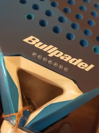 Bullpadel Pearl cloud 2025 Bea Glez.NUEVAS